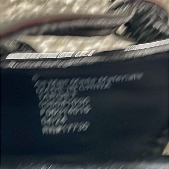 Wild Fable Black Patent Leather Slingback Kitten Heels - Picture 8 of 8